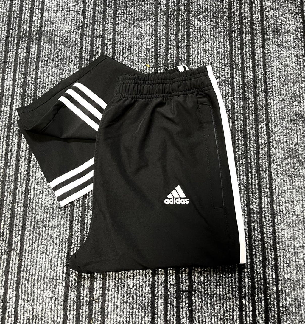 Performance Three-Stripe Full Baggy Style Track Pants Black& white