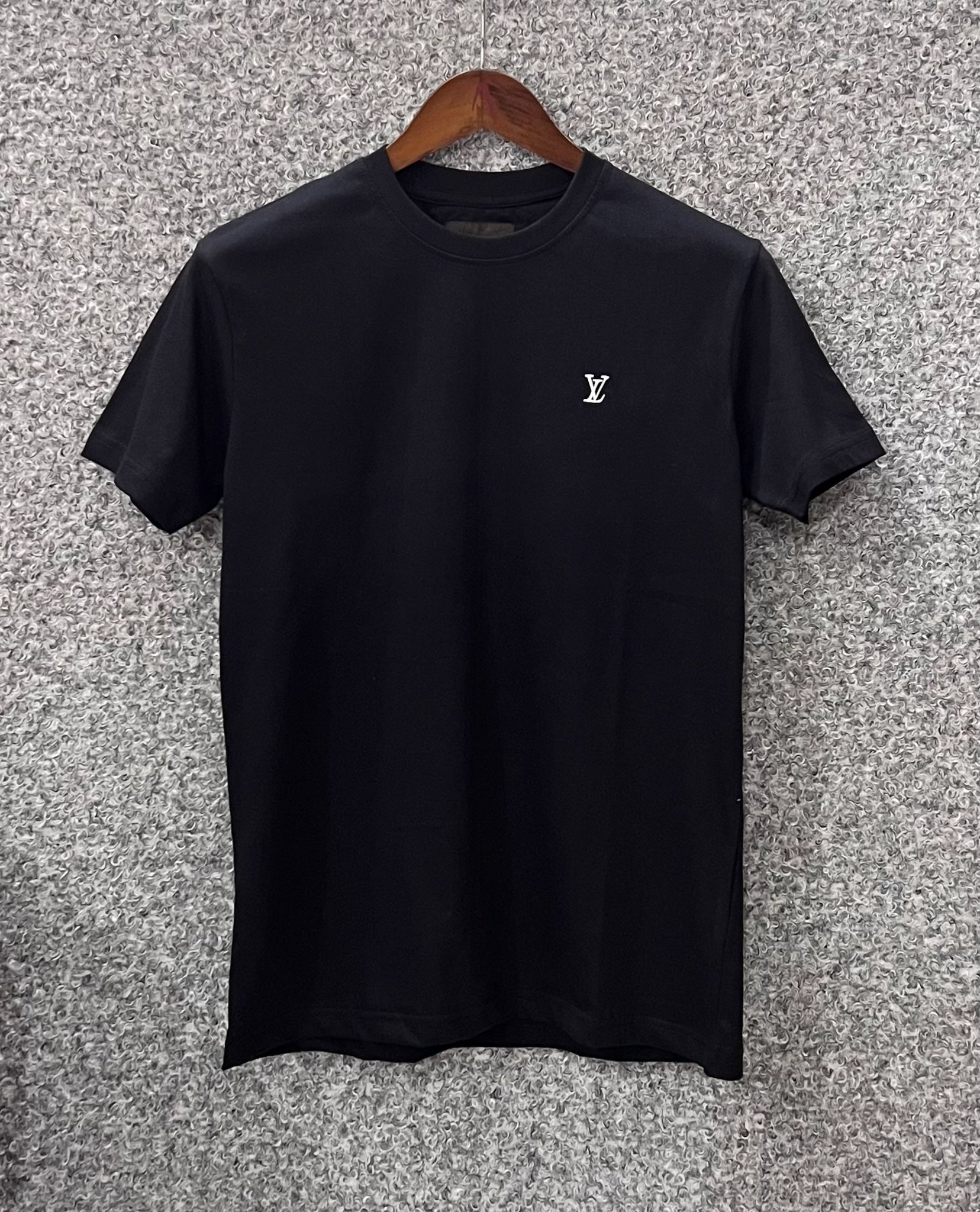 Premium Solid Tshirt LVT Black