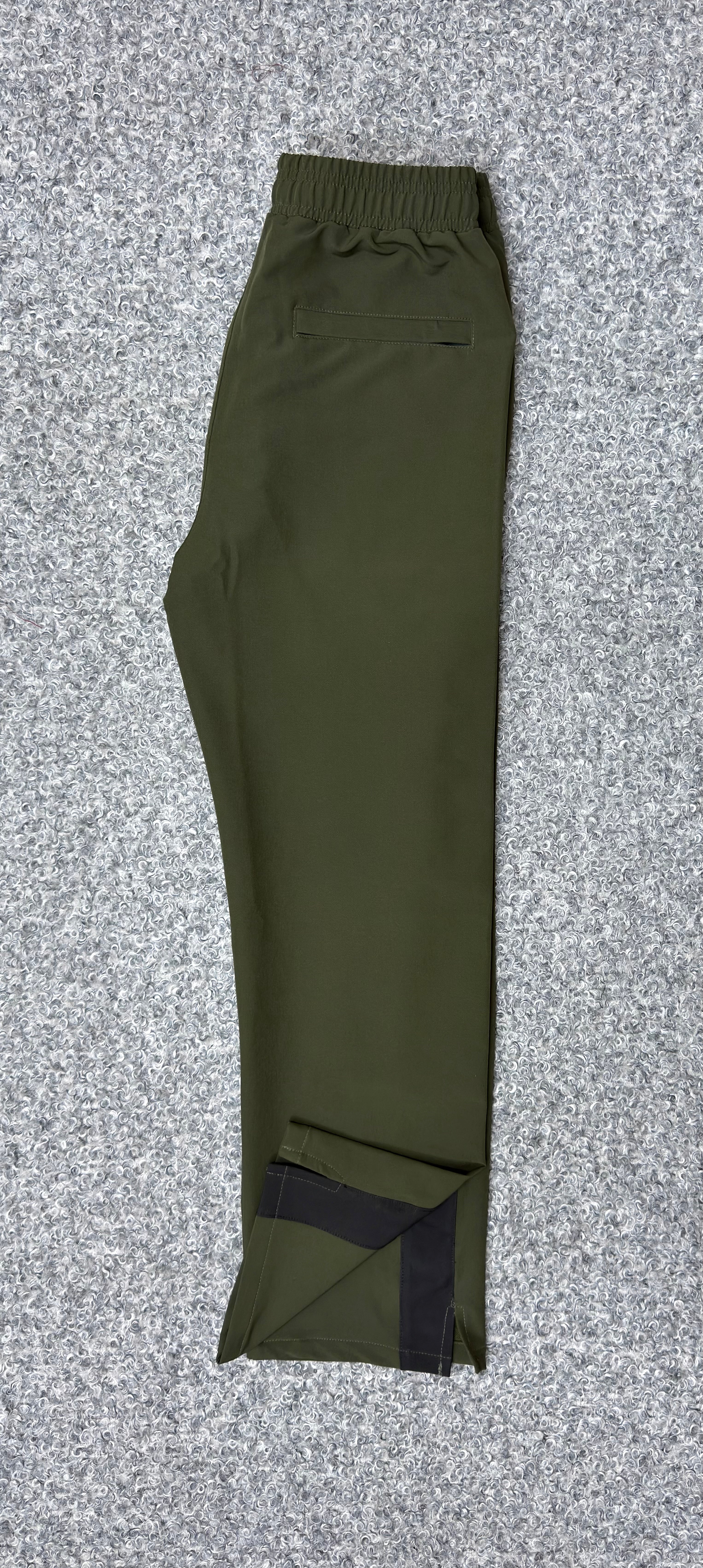 Performance Side-Stripe Sports Track Pants NKTP Olive
