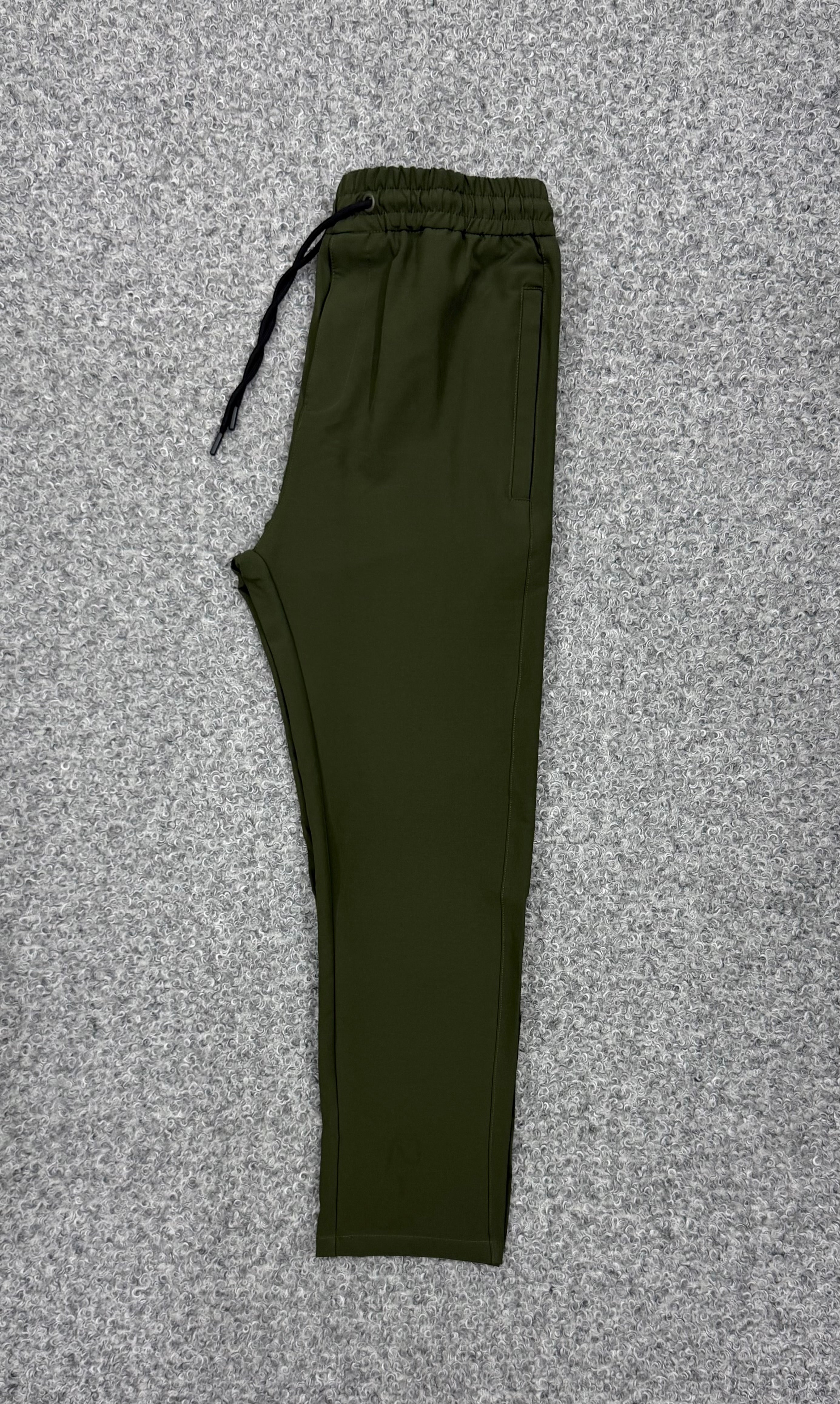 Signature Premium Trouser with Secure Zipper Pocket BSST Olive