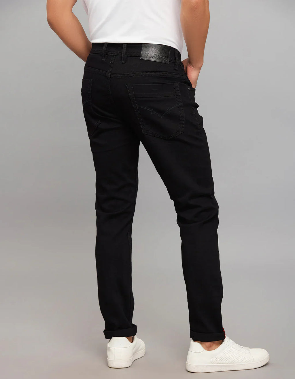 Black 5 Pocket Low-Rise Tapered Ankle Length Stretch Jeans RJ6282