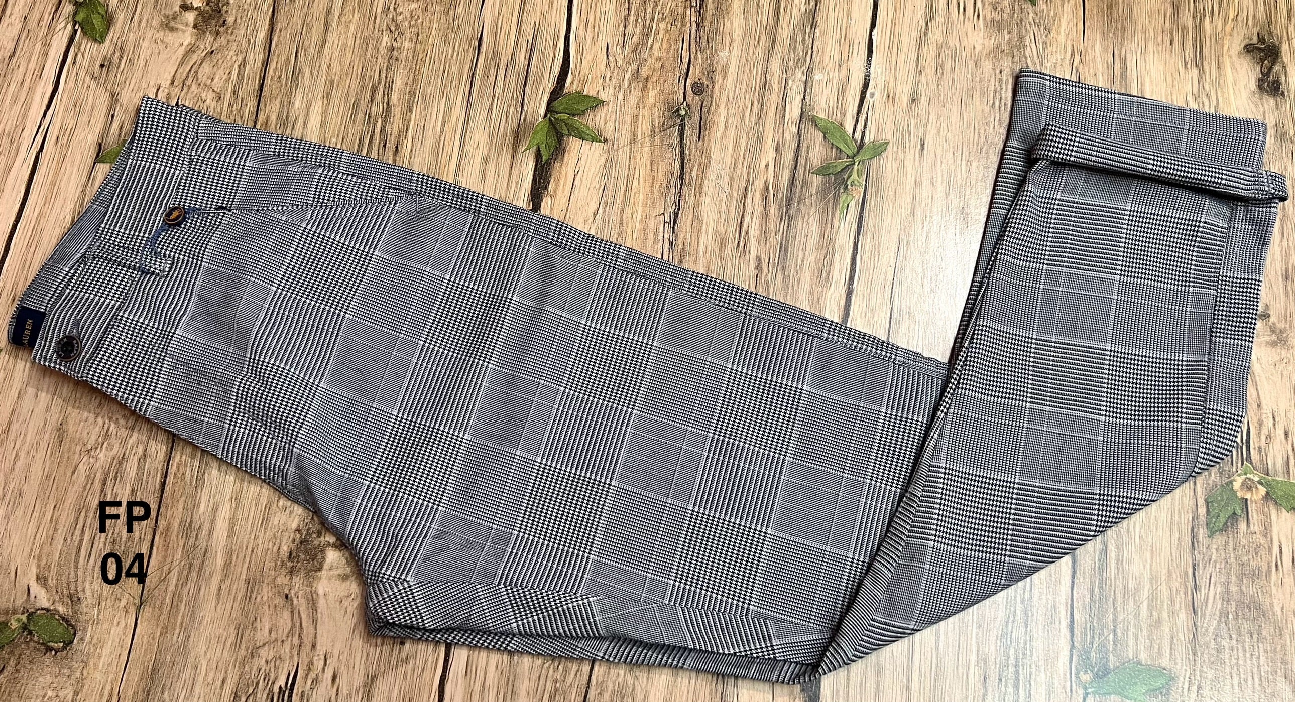 RL Premium Chino Pant 04