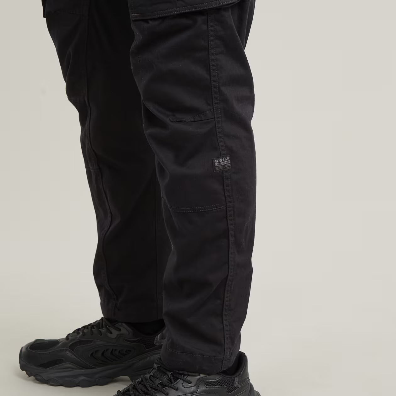 Rovic Zip 3D Tapered Pants Black