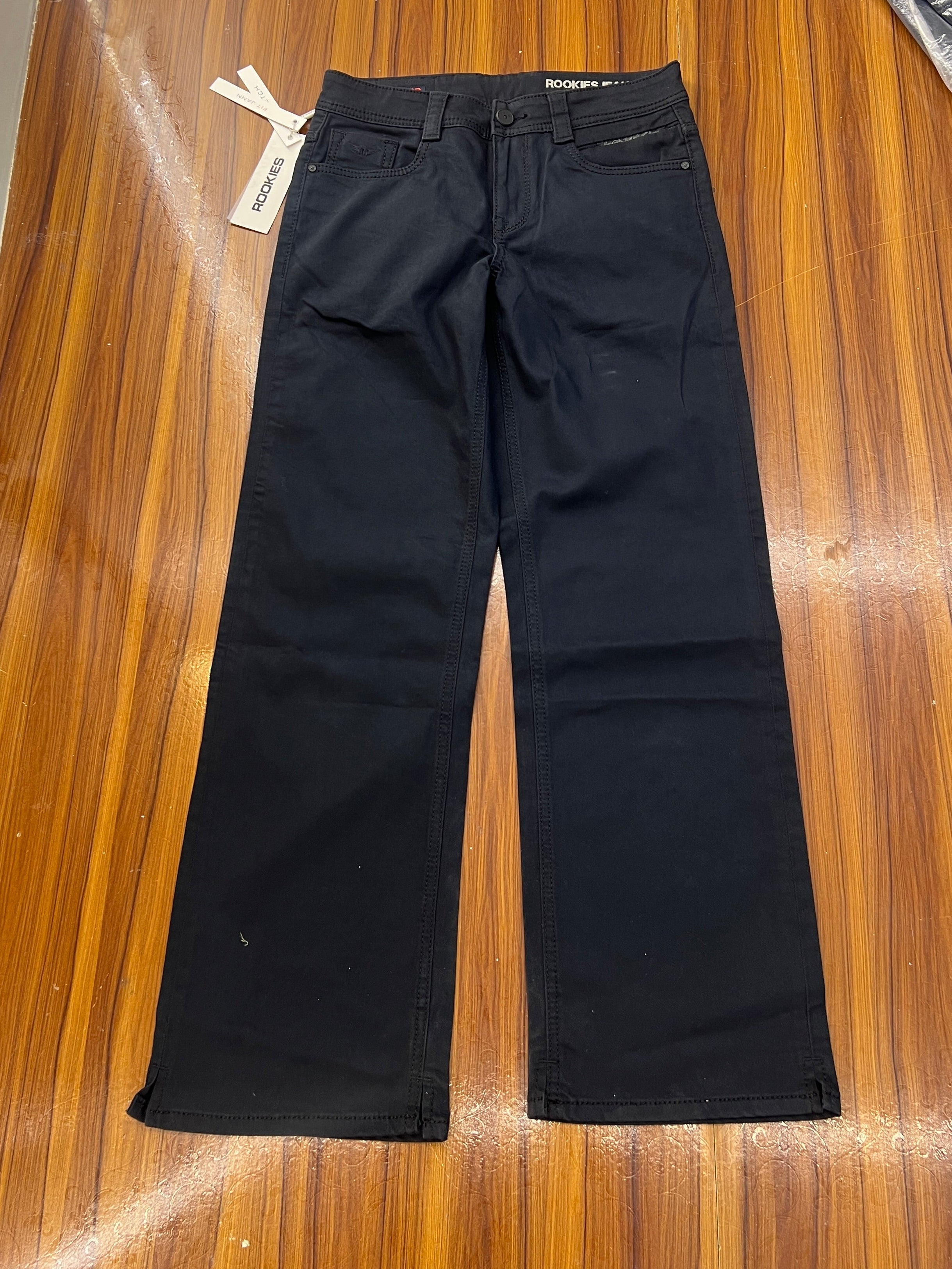 Rookies Mid-Rise Straight Comfort Stretch Jeans -Black RJ5822 | Denim pant | Shirtology Bangladesh